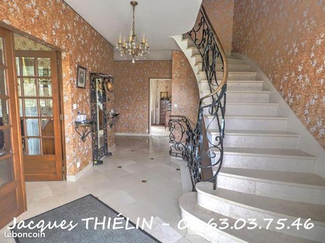 Maison vente à Saumur, Longué-jumelles
