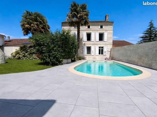 Maison vente à Cognac