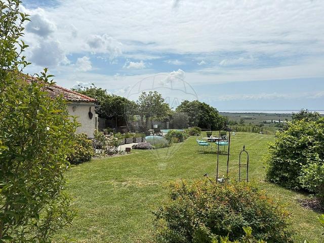 Maison vente à Saint-dizant-du-gua