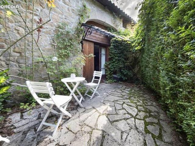 Maison vente à Figeac, Lauresses
