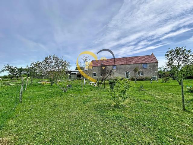 Maison vente à Saint-Amand-Montrond, La Celle-condé