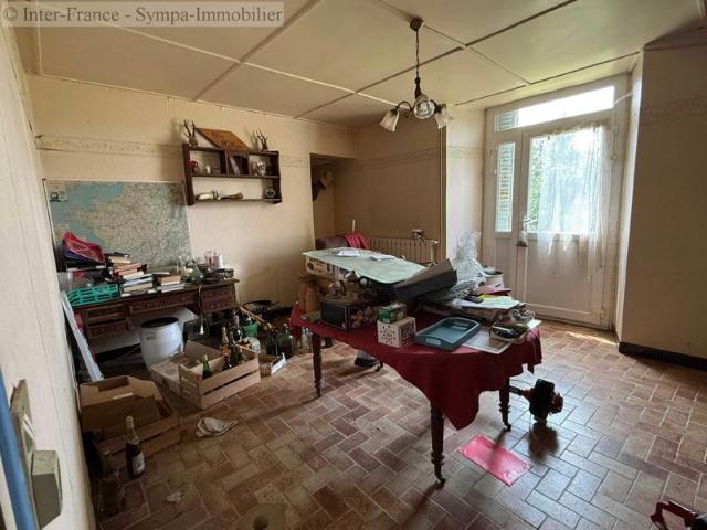 Maison vente à Vesoul, Confracourt