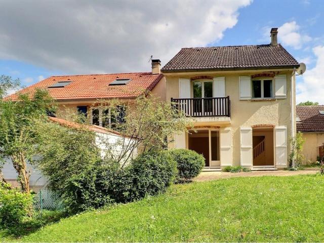 Maison vente à Saint-Germain-en-Laye, Saint-germain-en-laye