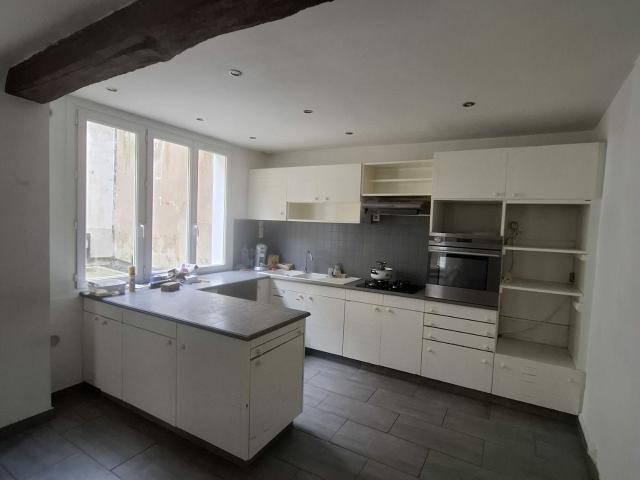 Maison vente à France métropolitaine, Beaumont-sur-sarthe