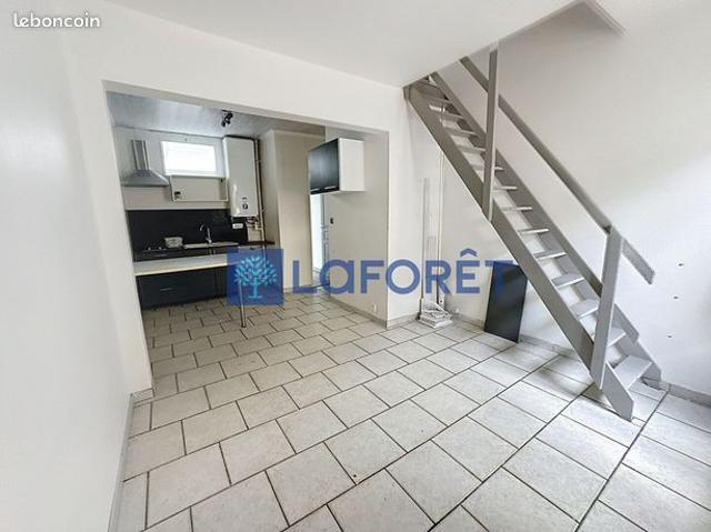 Maison vente à Rouen, Petit-couronne