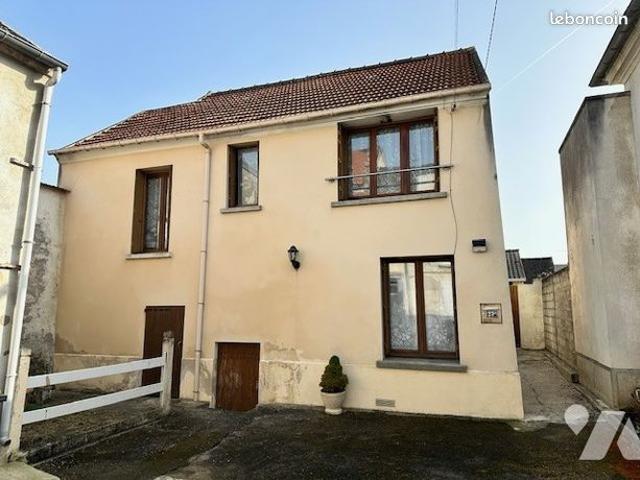 Maison vente à Château-Thierry, Charly