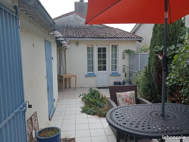 Maison vente à Voulmentin, Deux-Sèvres