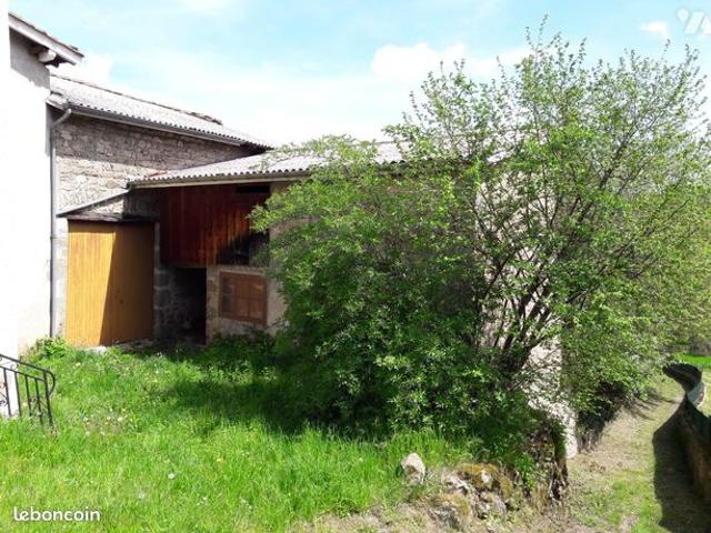 Maison vente à Montbrison, Saint-jean-la-vêtre