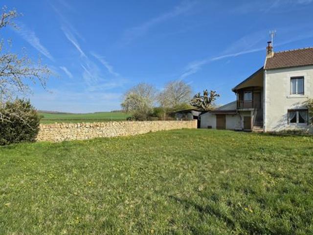 Maison vente à Cosne-Cours-sur-Loire, Champlemy