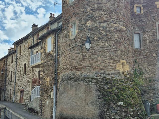Maison vente à Rodez, Castelnau-de-mandailles
