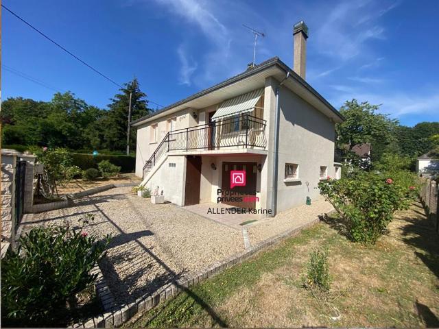 Maison vente à Villeneuve-l'Archevêque, Yonne