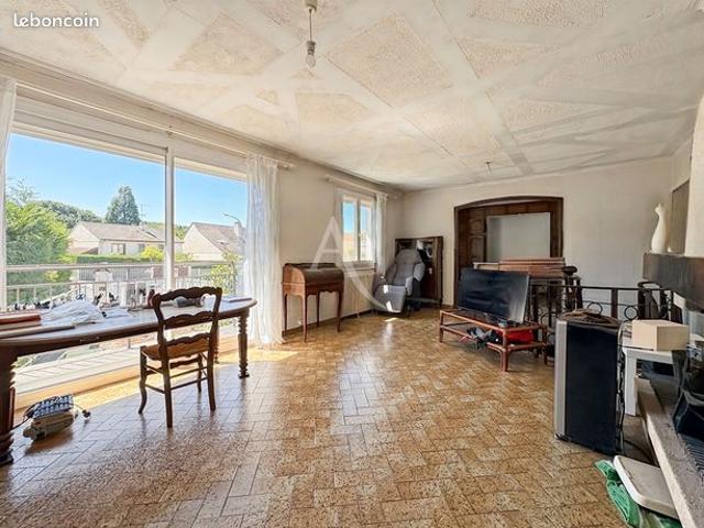 Maison vente à Bourges, Étréchy