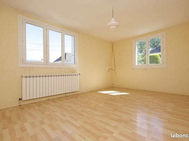 Maison vente à Mauriac