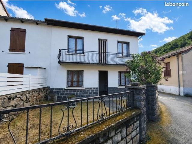 Maison vente à Saint-Flour, Ferrières-saint-mary