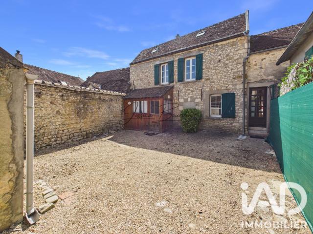 Maison vente à Les Gros Ormes, Lorrez-le-Bocage-Préaux