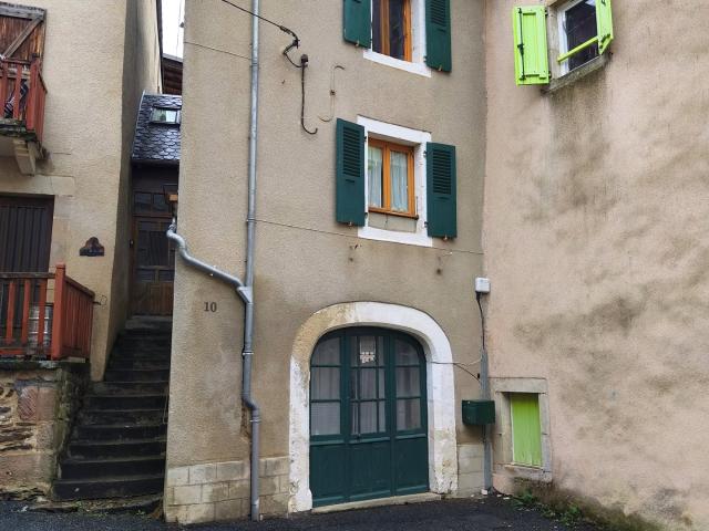 Maison vente à Millau, Ségur