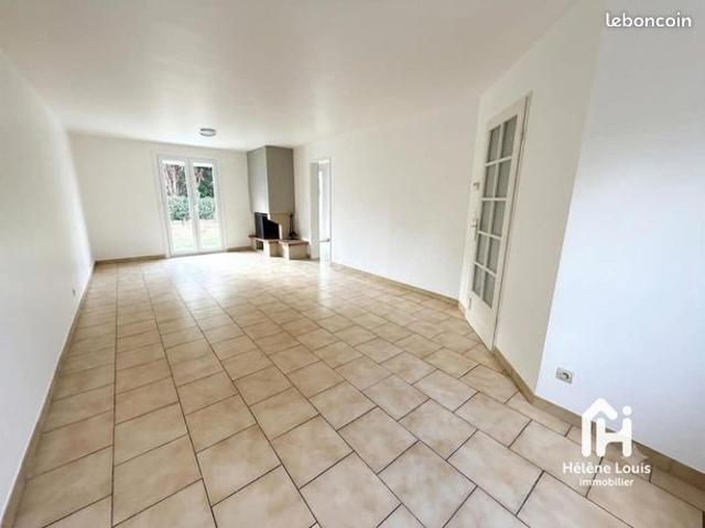 Maison vente à Lille, Santes
