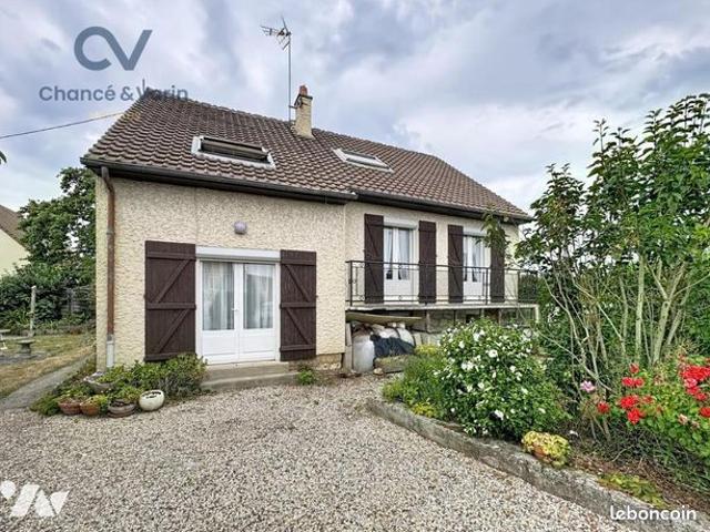 Maison vente à Lisieux, Normandie