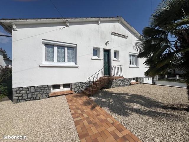 Maison vente à Bressuire, Mauléon