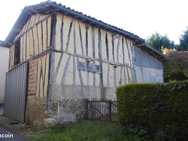 Maison vente à Condom, Dému