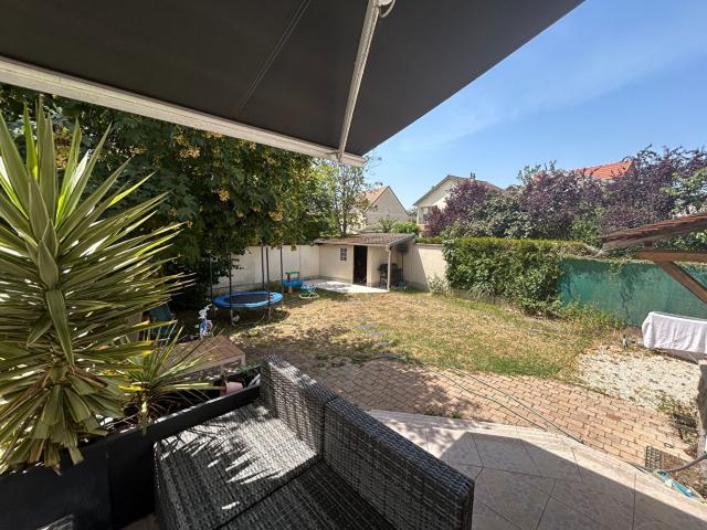 Maison location à Saint-Germain-en-Laye, Le Mesnil-le-roi