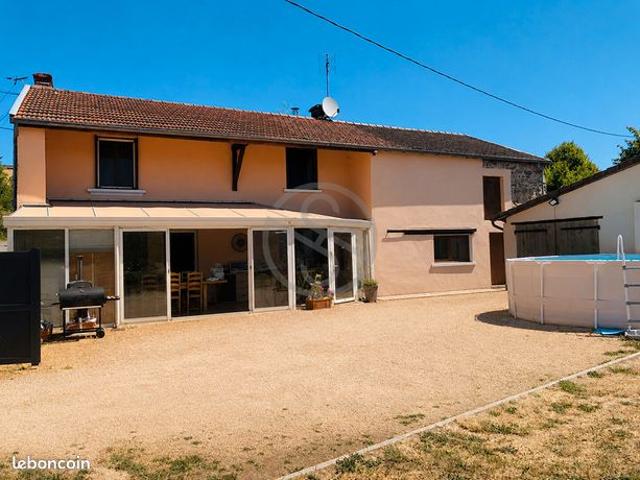 Maison vente à Matour, Saône-et-Loire