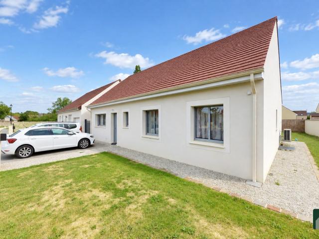 Maison vente à Crossay, Prunay-le-Gillon