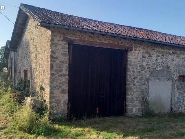 Maison vente à Rochechouart, Saint-junien