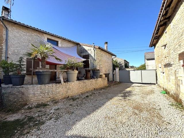 Maison vente à Confolens, Ventouse
