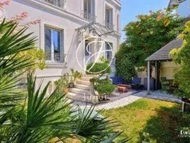 Maison vente à Saint-Germain-en-Laye, Le Vésinet
