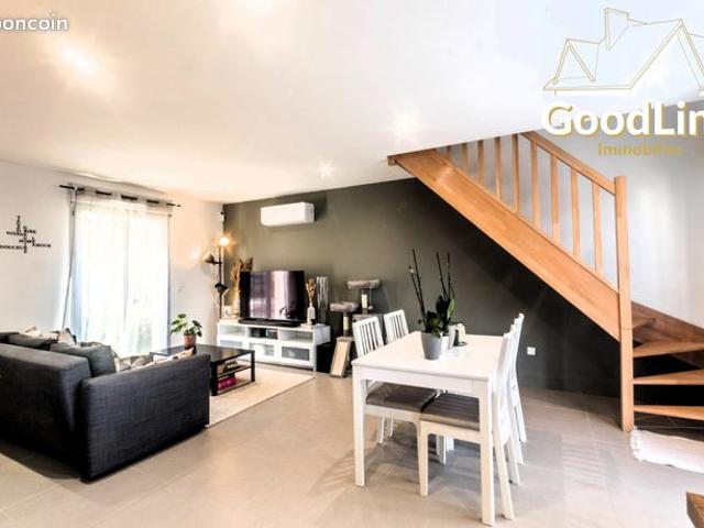 Maison vente à Évry, Maisse