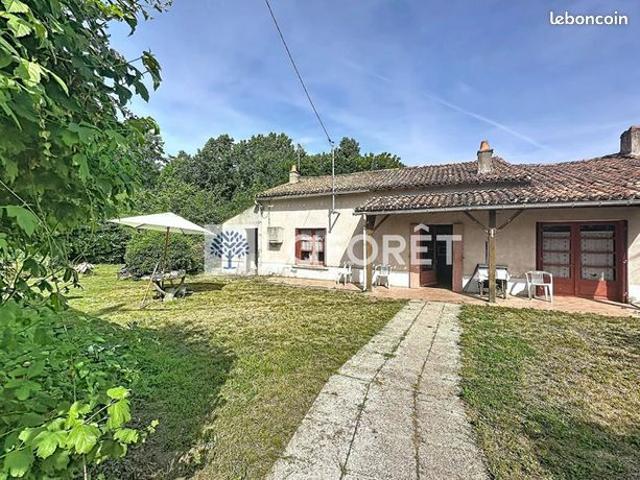 Maison vente à Parthenay, La Peyratte