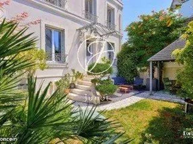 Maison vente à Saint-Germain-en-Laye, Le Vésinet