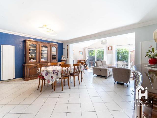 Maison vente à Lille, Santes