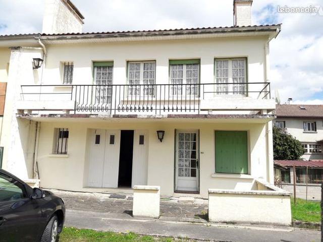 Maison vente à Thiers, Vollore-montagne