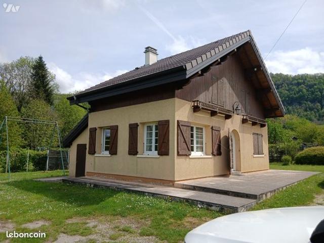 Maison vente à Chambéry, Saint-béron
