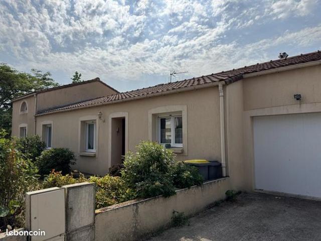 Maison vente à Nantes, Montbert