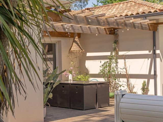 Maison vente à Arcachon, Salles