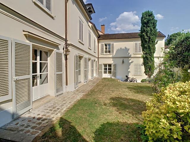Maison location à Versailles, La Celle-saint-cloud