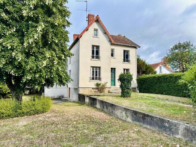 Maison vente à Aubusson, Boussac