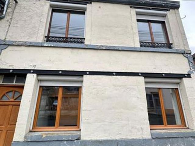 Maison vente à Laon, Festieux
