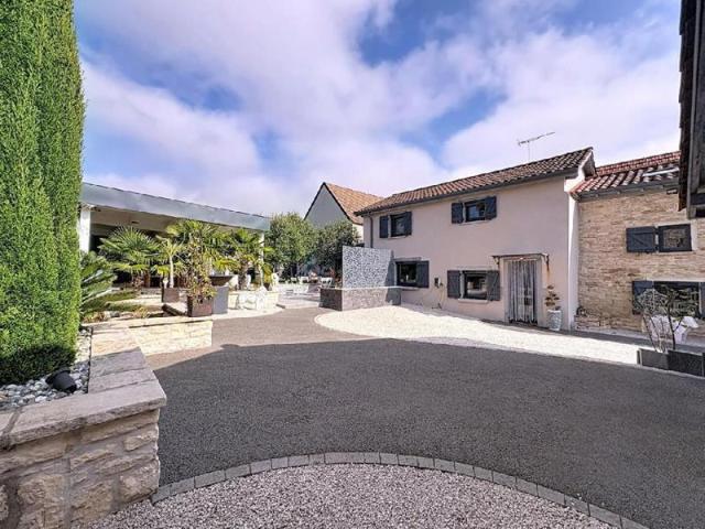 Maison vente à Mâcon, Viré
