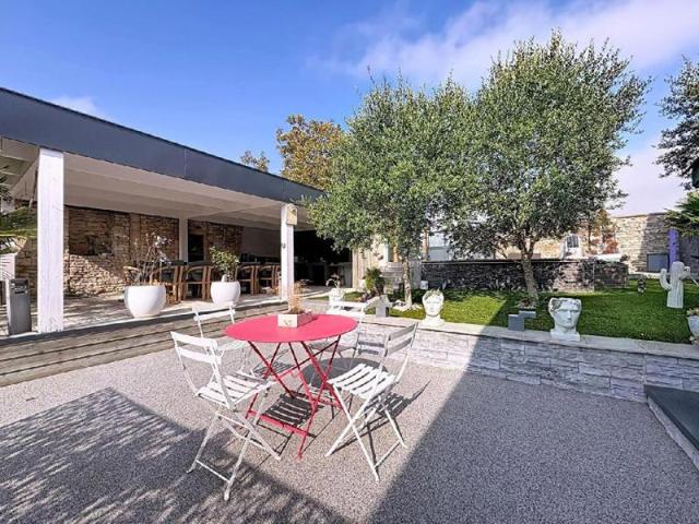 Maison vente à Mâcon, Viré