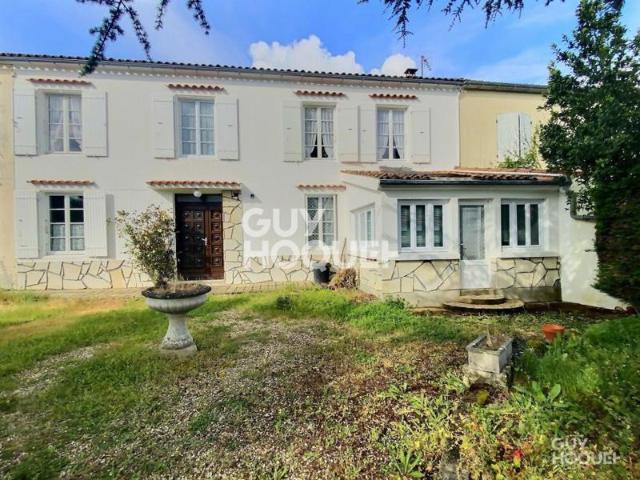 Maison vente à Rochefort, Genouillé