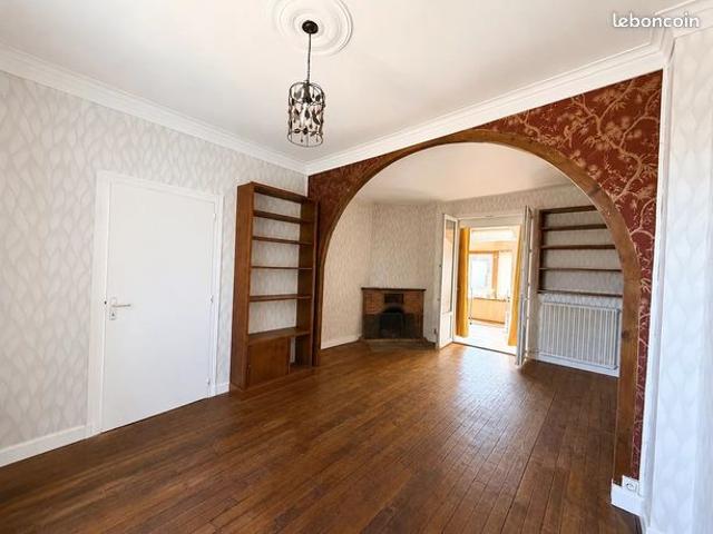 Maison vente à Guingamp, Bretagne