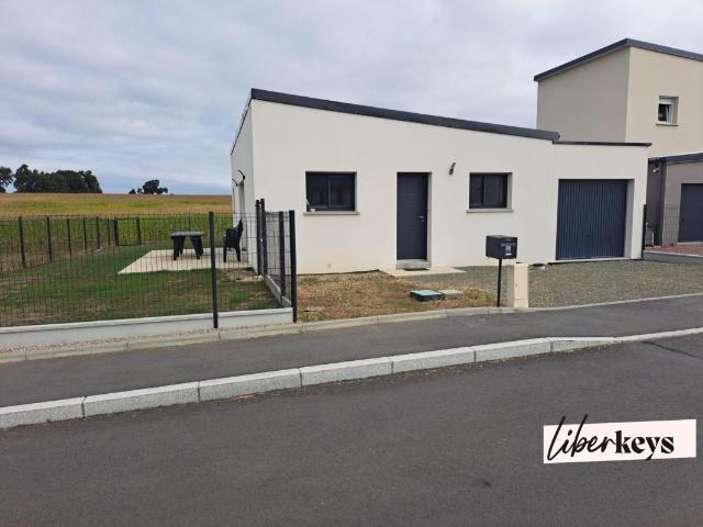 Maison vente à Le Petit Tufour, La Chapelle du Lou du Lac