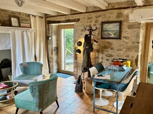 Maison vente à Figeac, Viazac