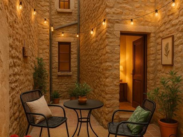 Maison vente à Orange, Baron