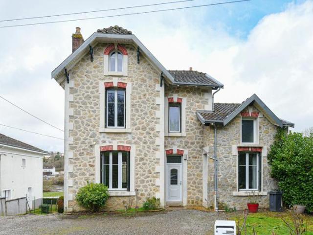 Maison vente à Rochechouart, Saint-junien