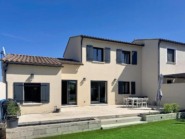 Maison vente à Mas-Blanc-des-Alpilles, Bouches-du-Rhône